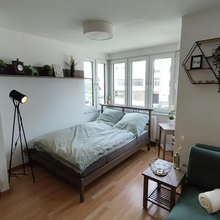 Zen - Good Traffic Connection - Bright Karlsruhe